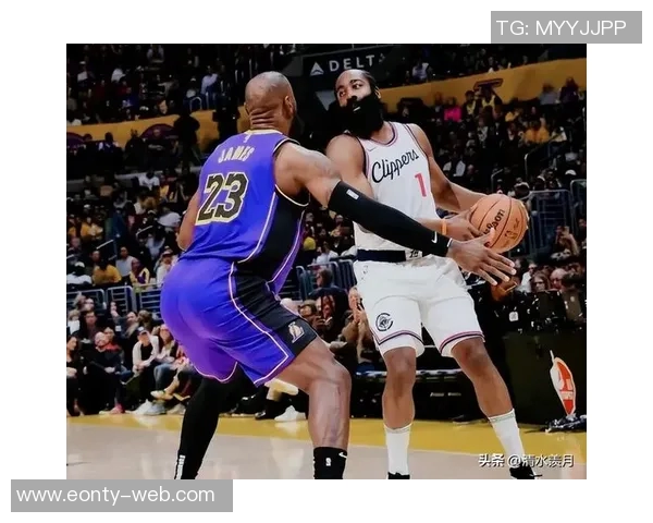 2012年湖人与快船的经典对决回顾与赛季精彩瞬间分析